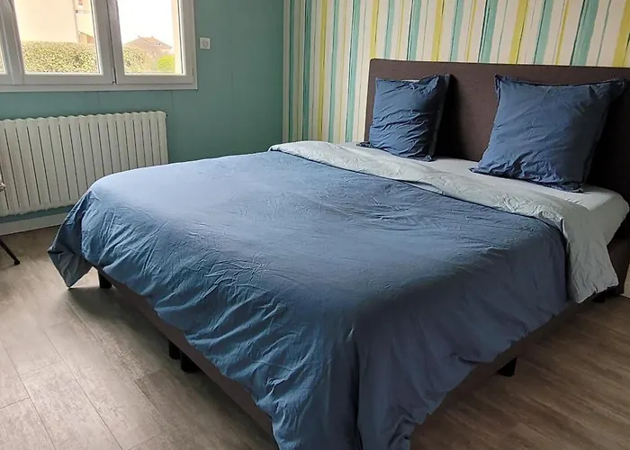 Omaha Vue Les Braves Bed & Breakfast